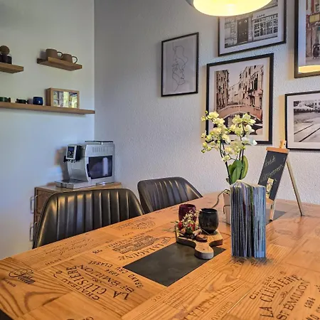 Elegantes Eifelstudio - Wandern&auszeit In Der Apartment *